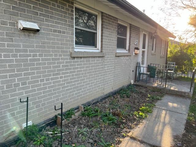 703 Clarence Drive
