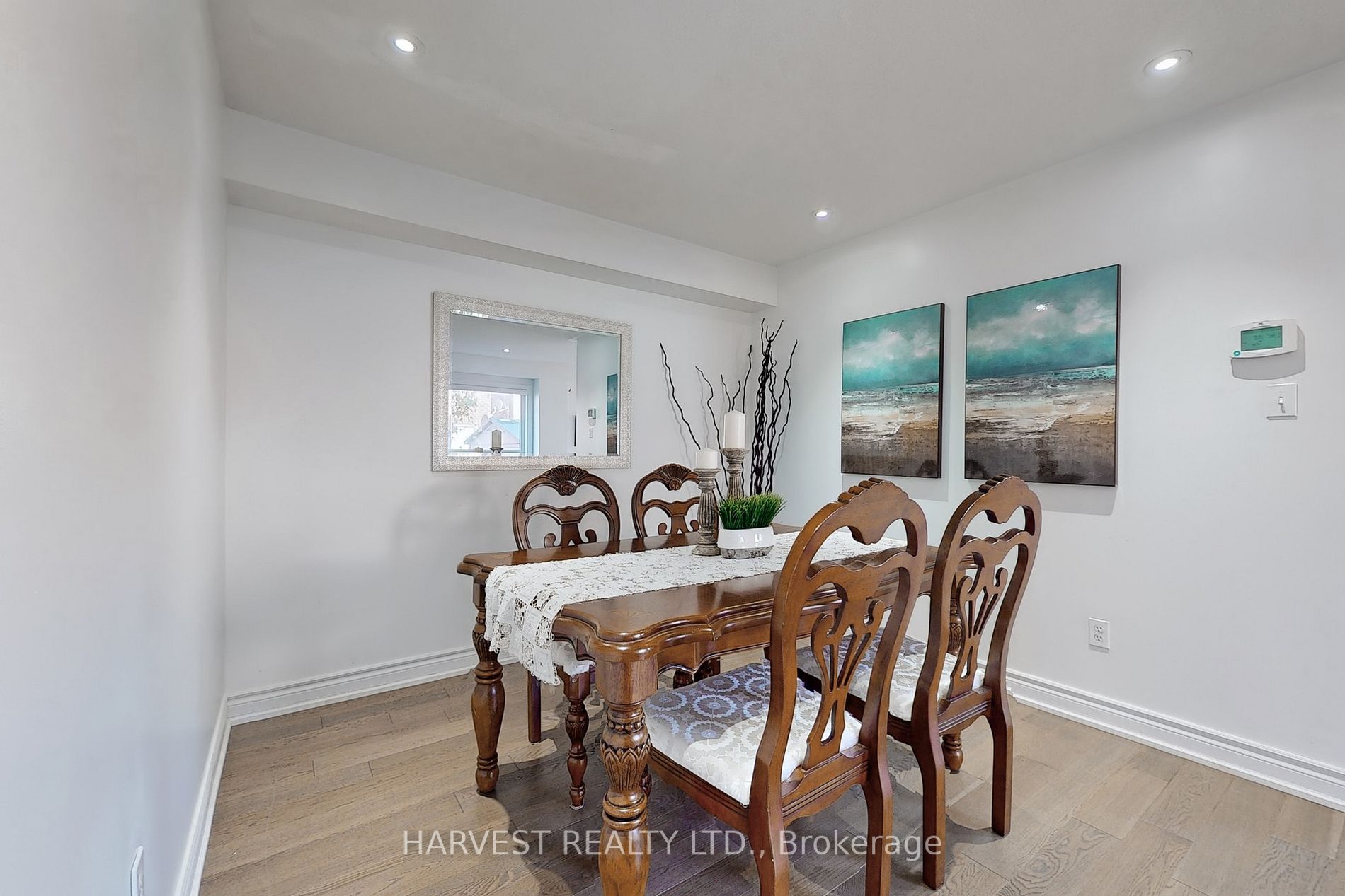 3 Tozer Cres