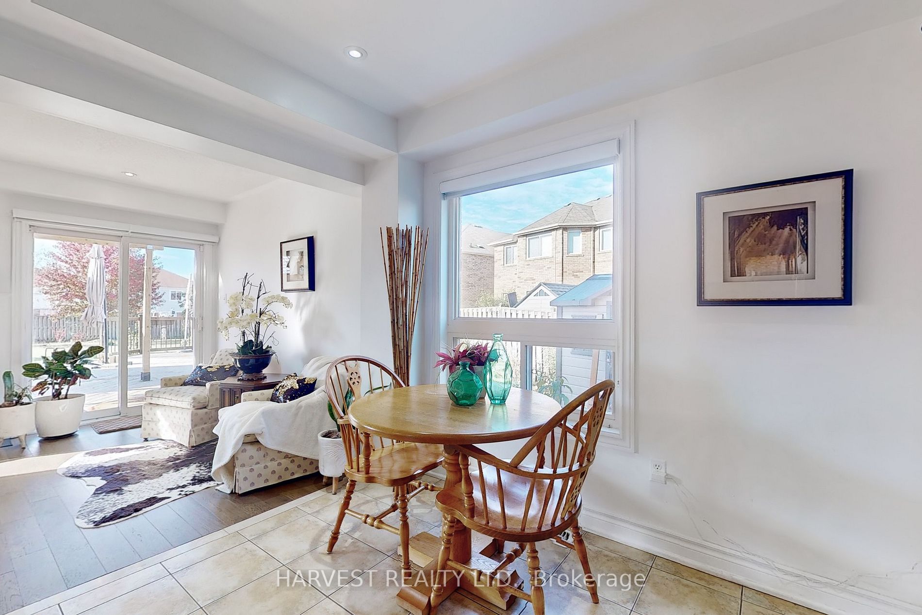 3 Tozer Cres
