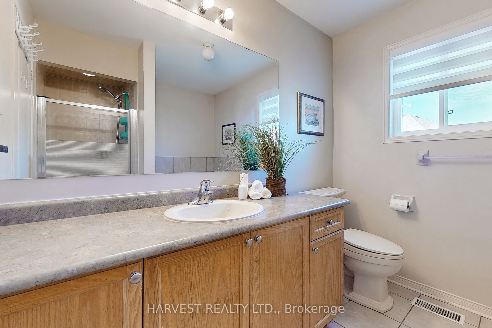3 Tozer Cres