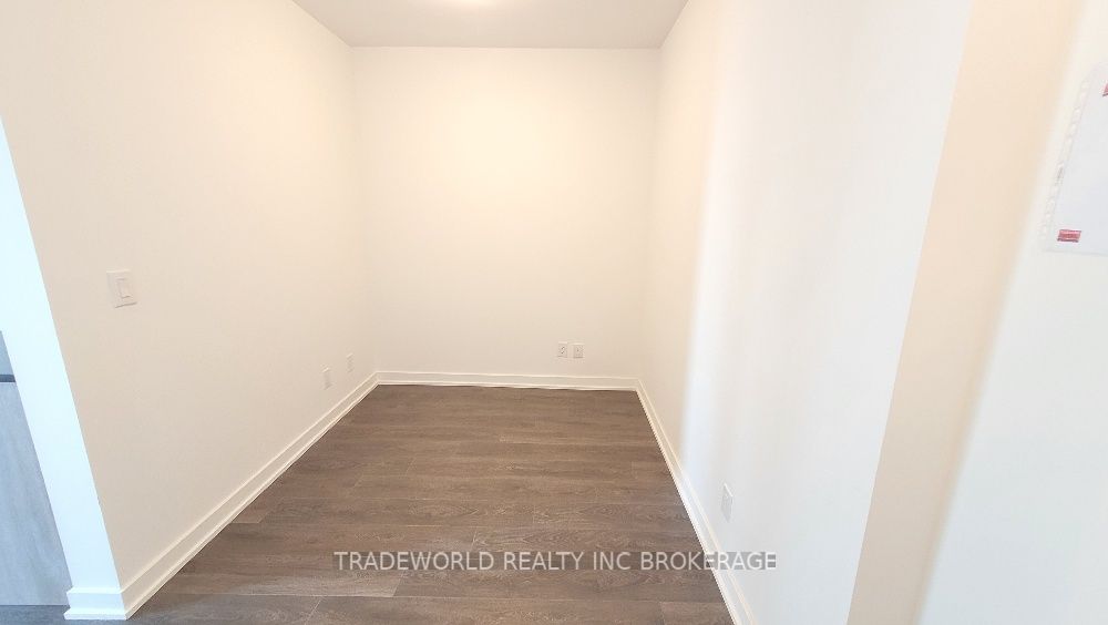 2033 Kennedy Rd, #2012