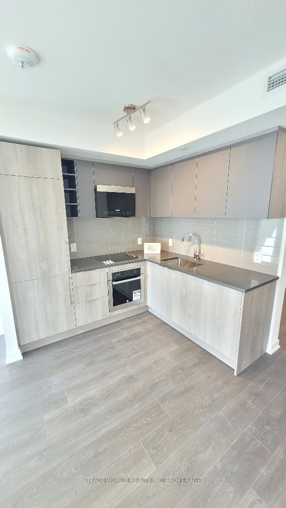 2033 Kennedy Rd, #2012
