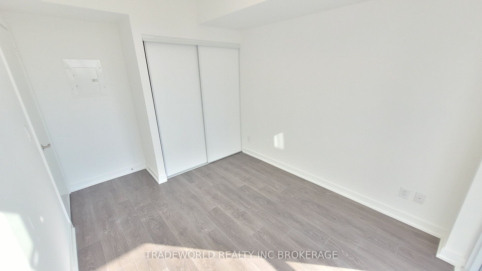 2033 Kennedy Rd, #2012