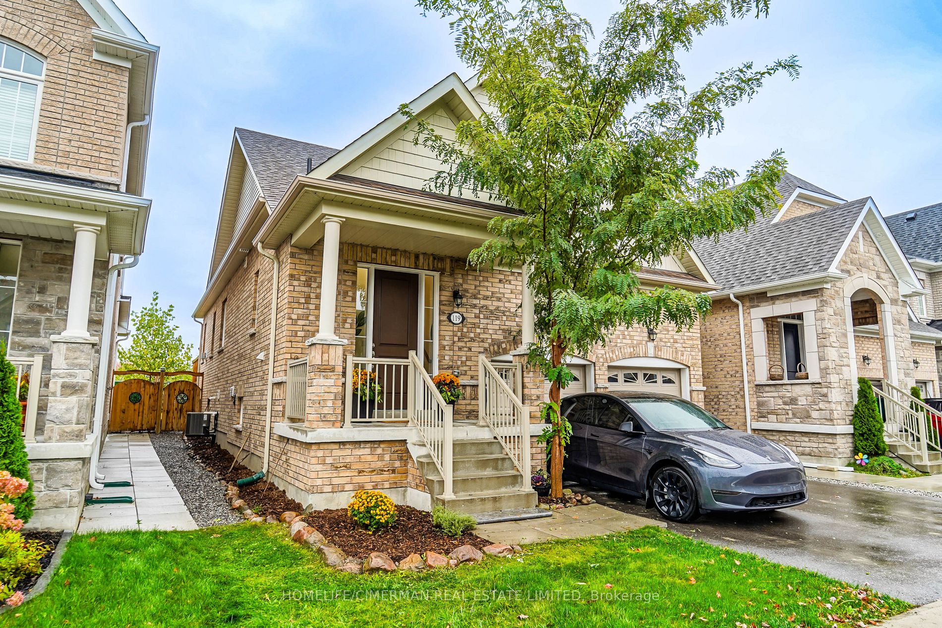 119 Fred Jackman Ave