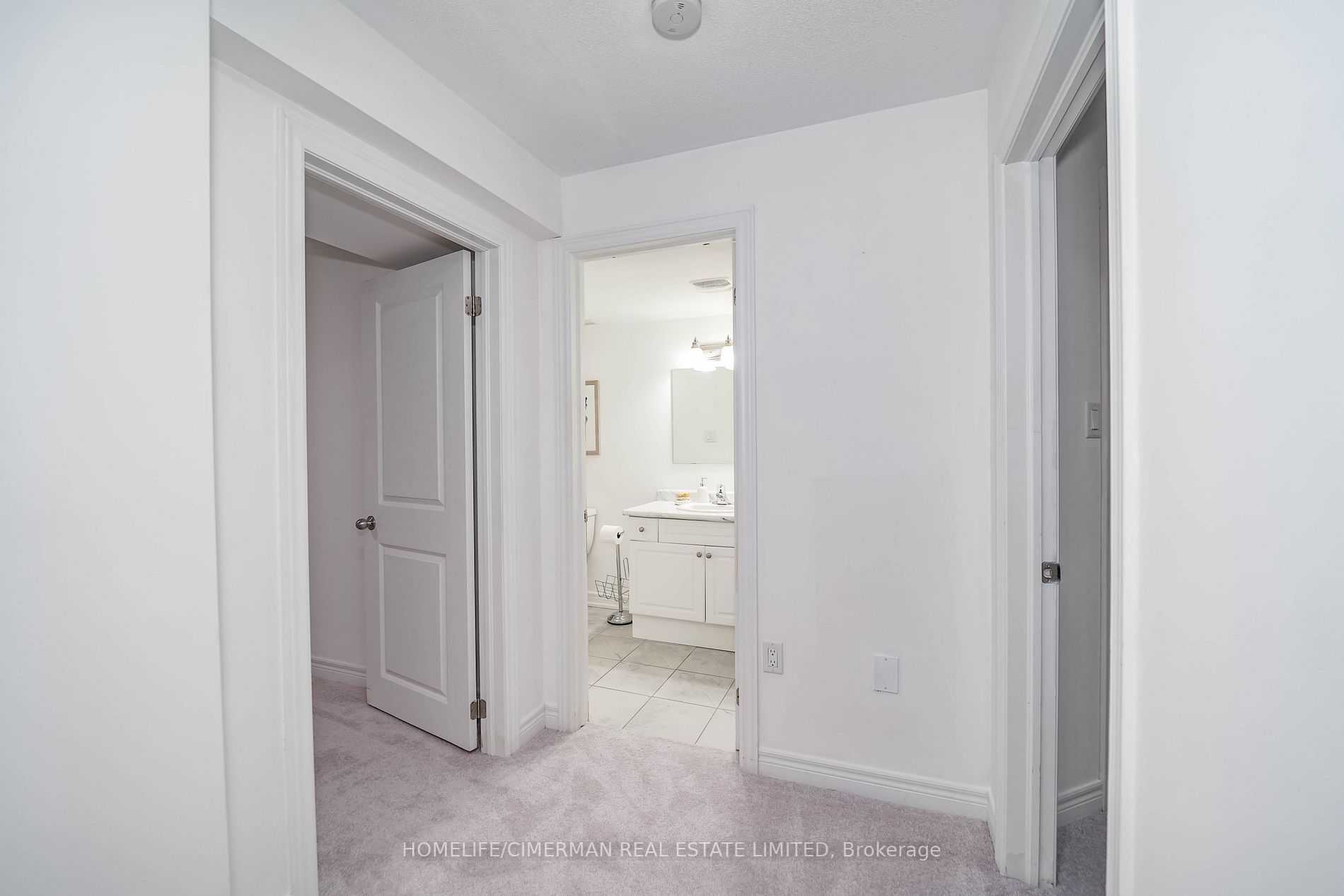 119 Fred Jackman Ave