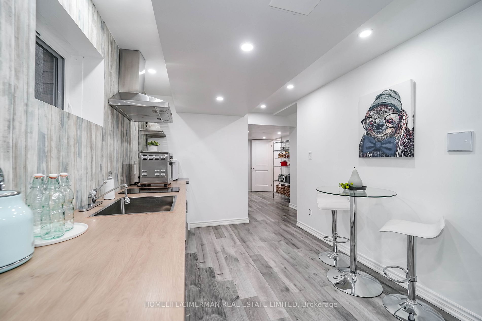 119 Fred Jackman Ave
