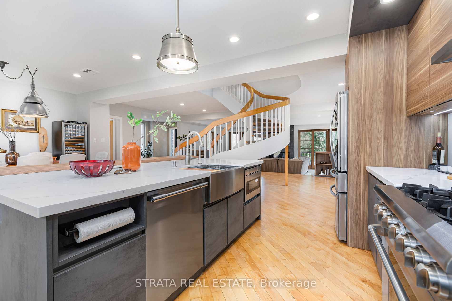 544 Rodd Ave