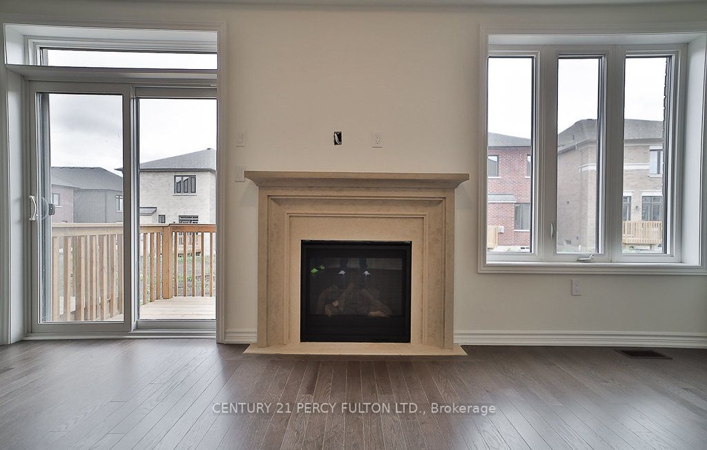 25 Bromfield St