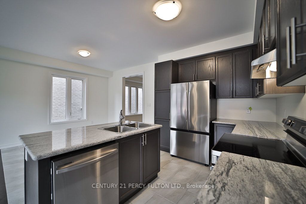 25 Bromfield St