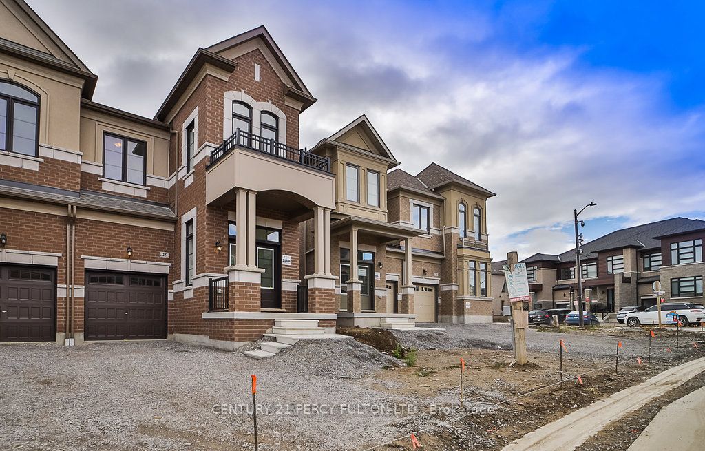 25 Bromfield St