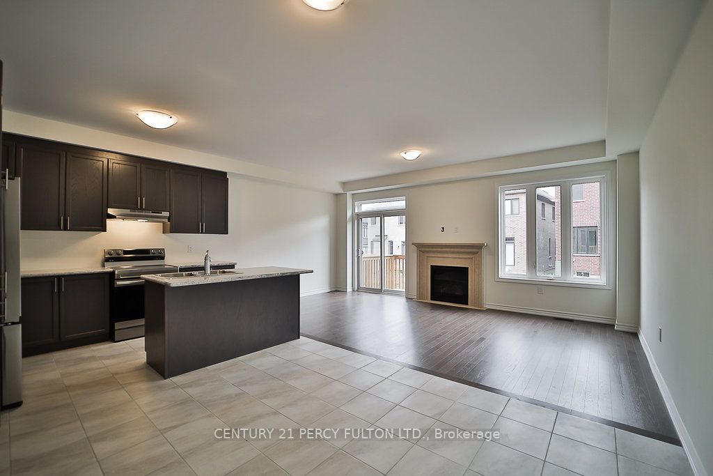 25 Bromfield St