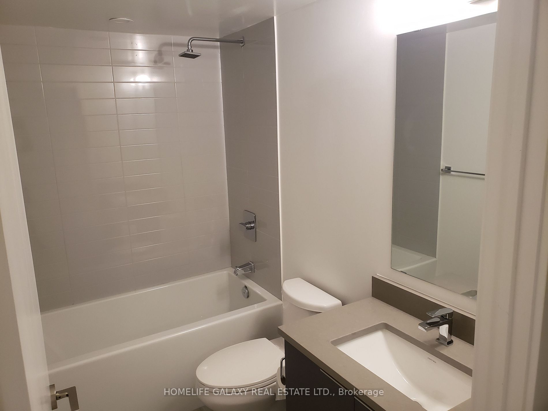 2033 Kennedy Rd, #308