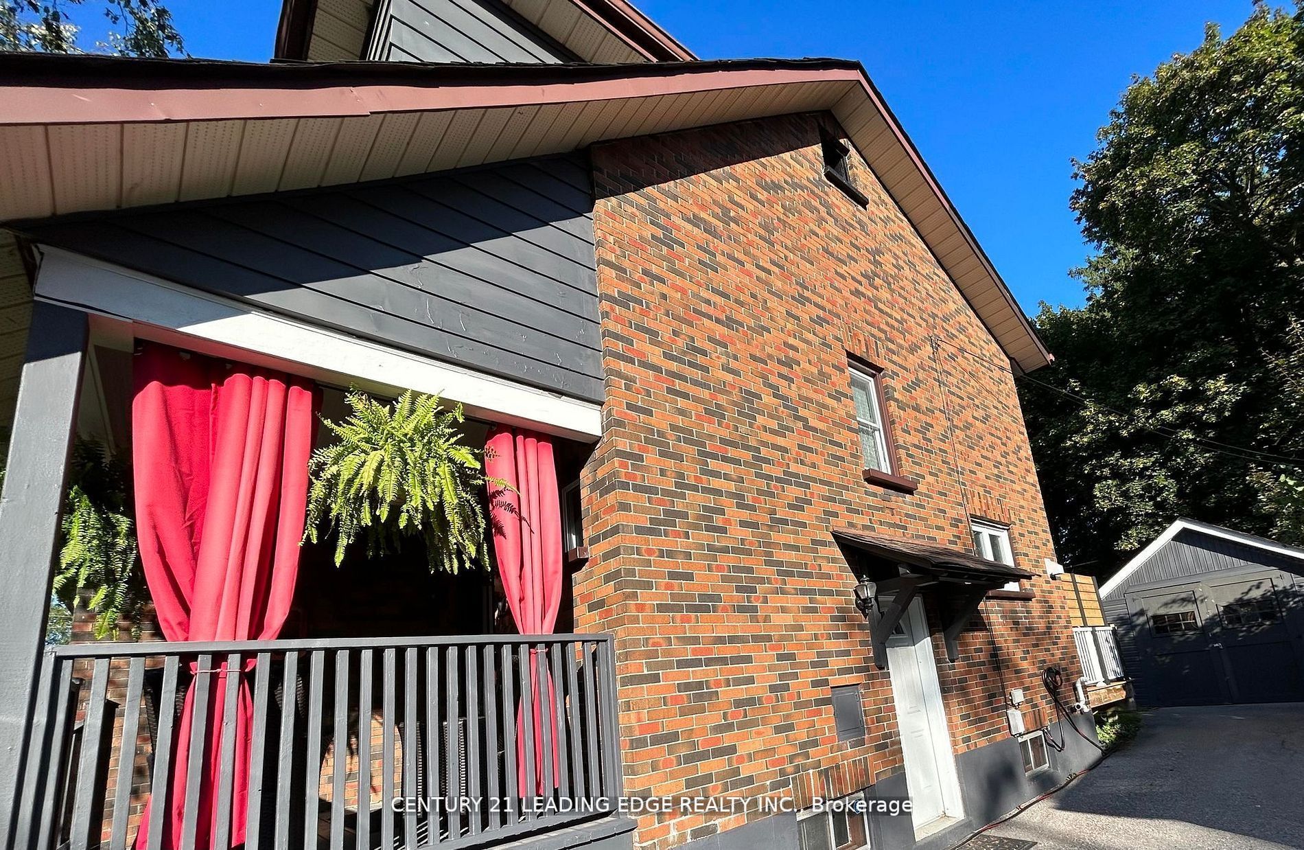 14 Mclaughlin Boulevard