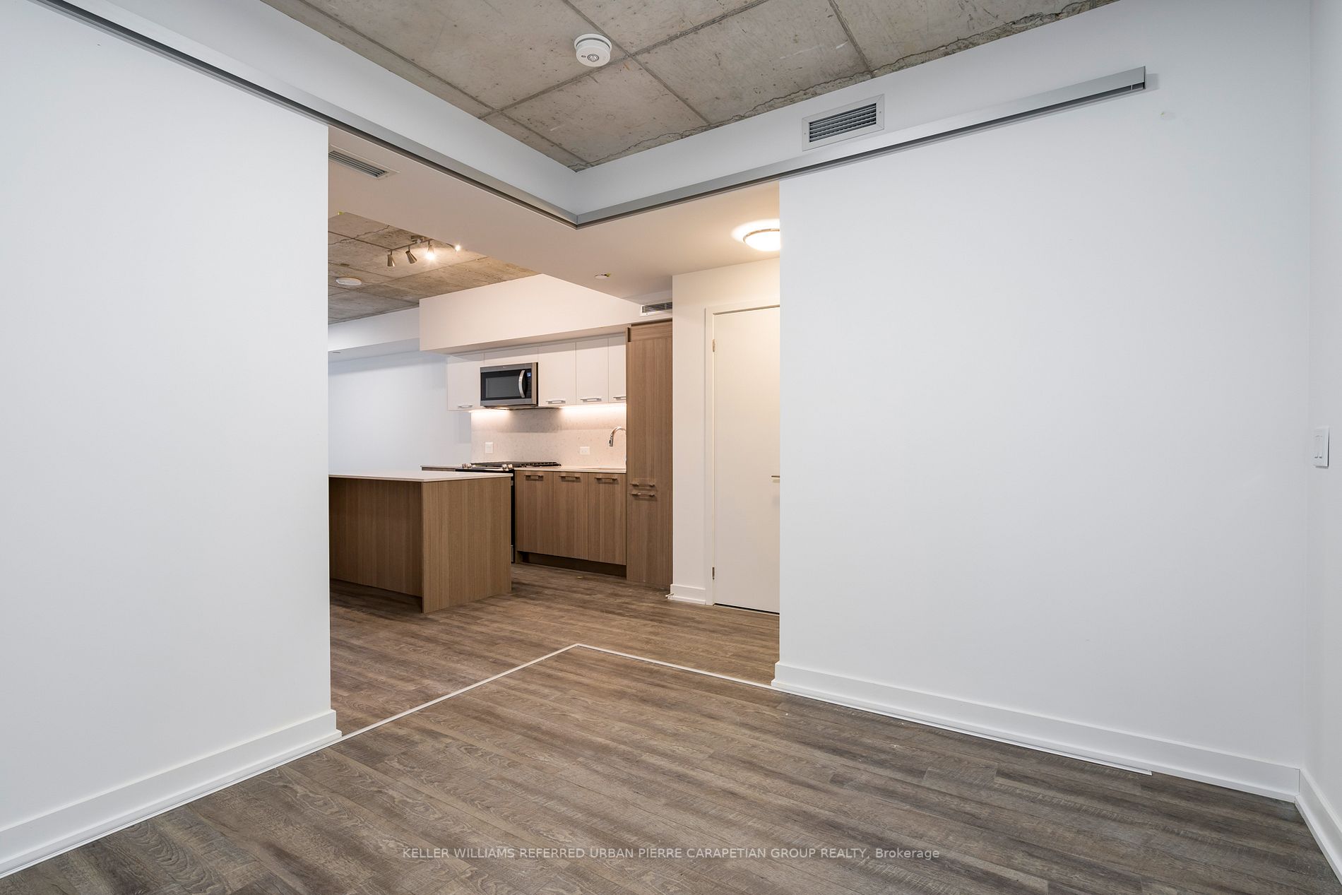 665 Queen Street E, #213
