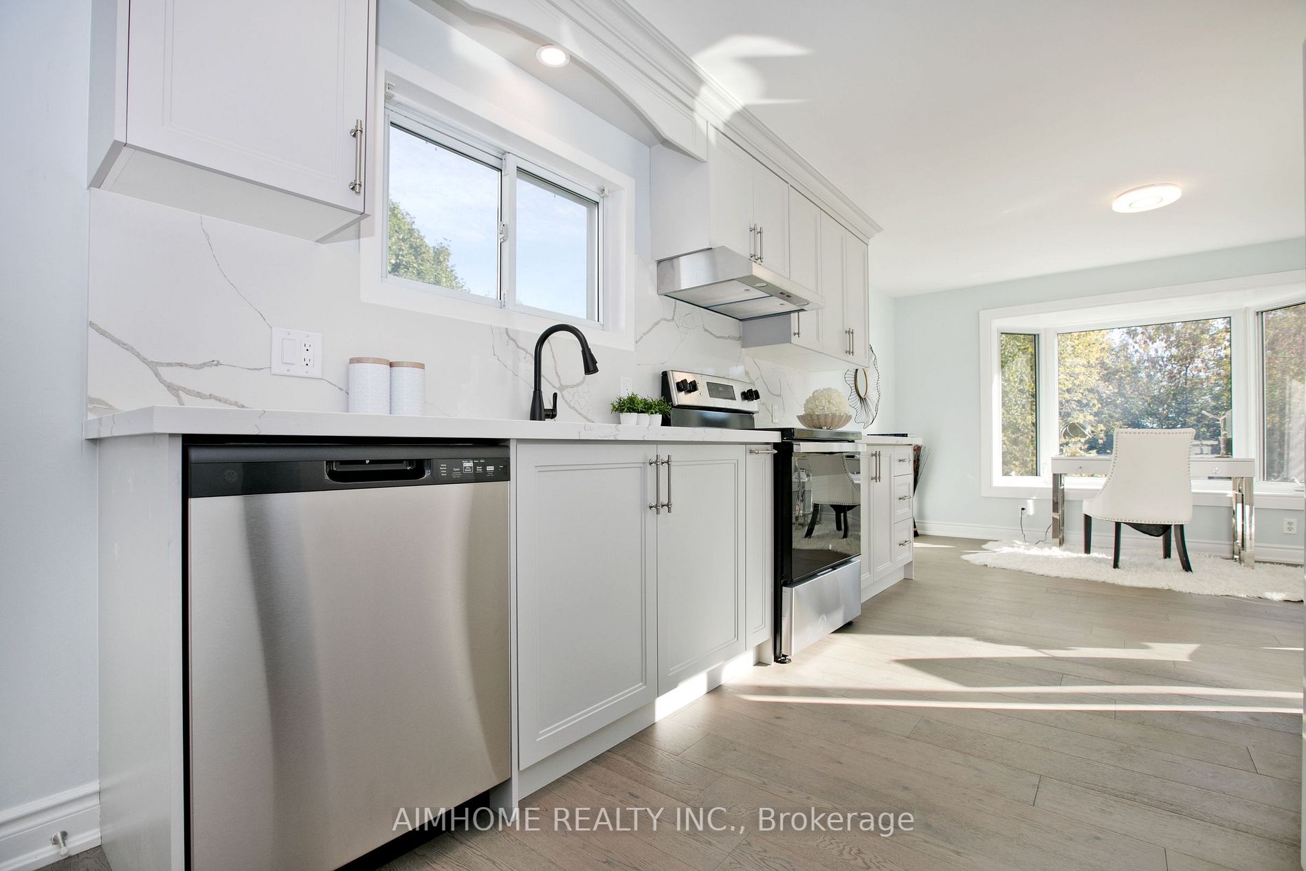 75 Admiral Rd