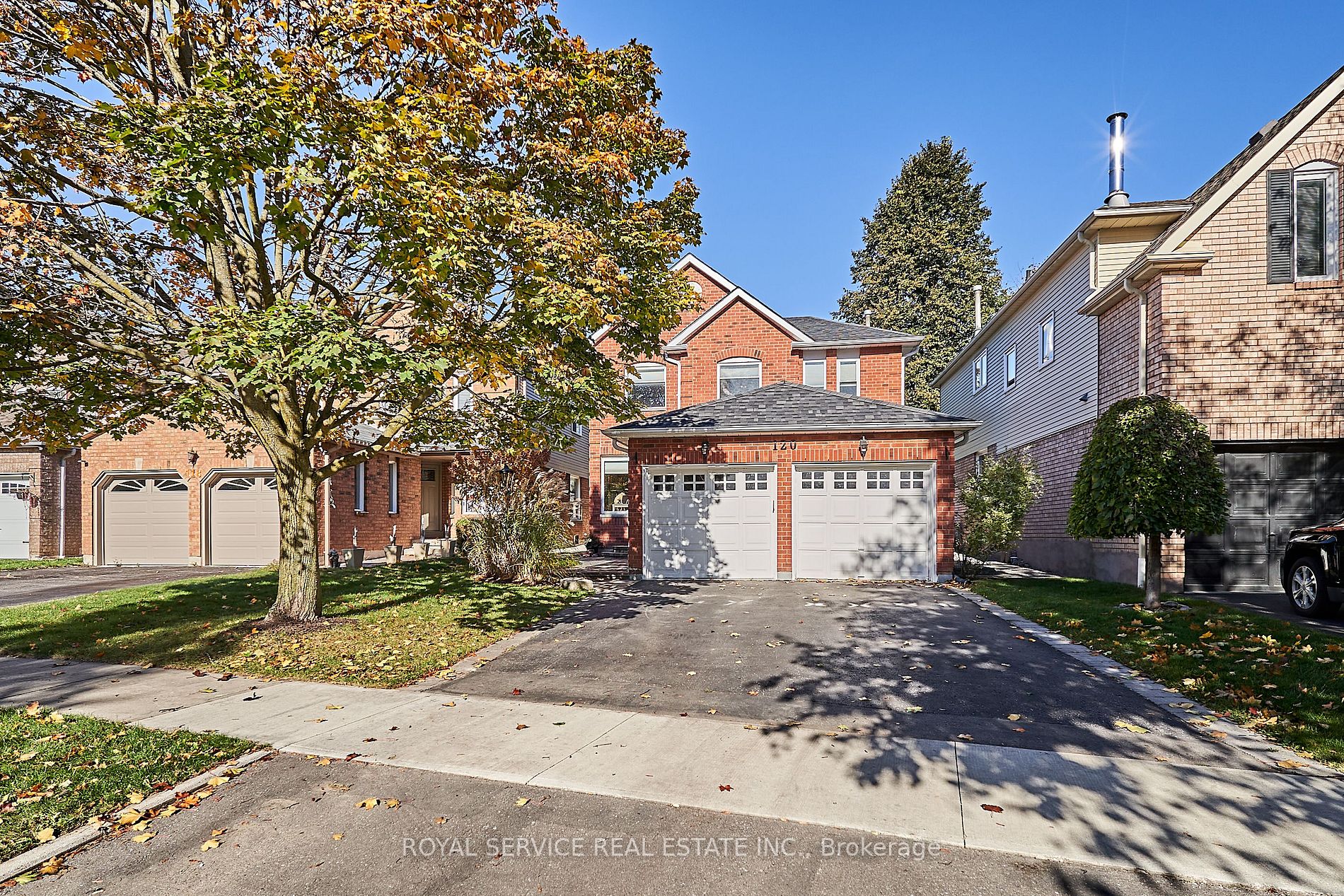 120 Bassett Blvd