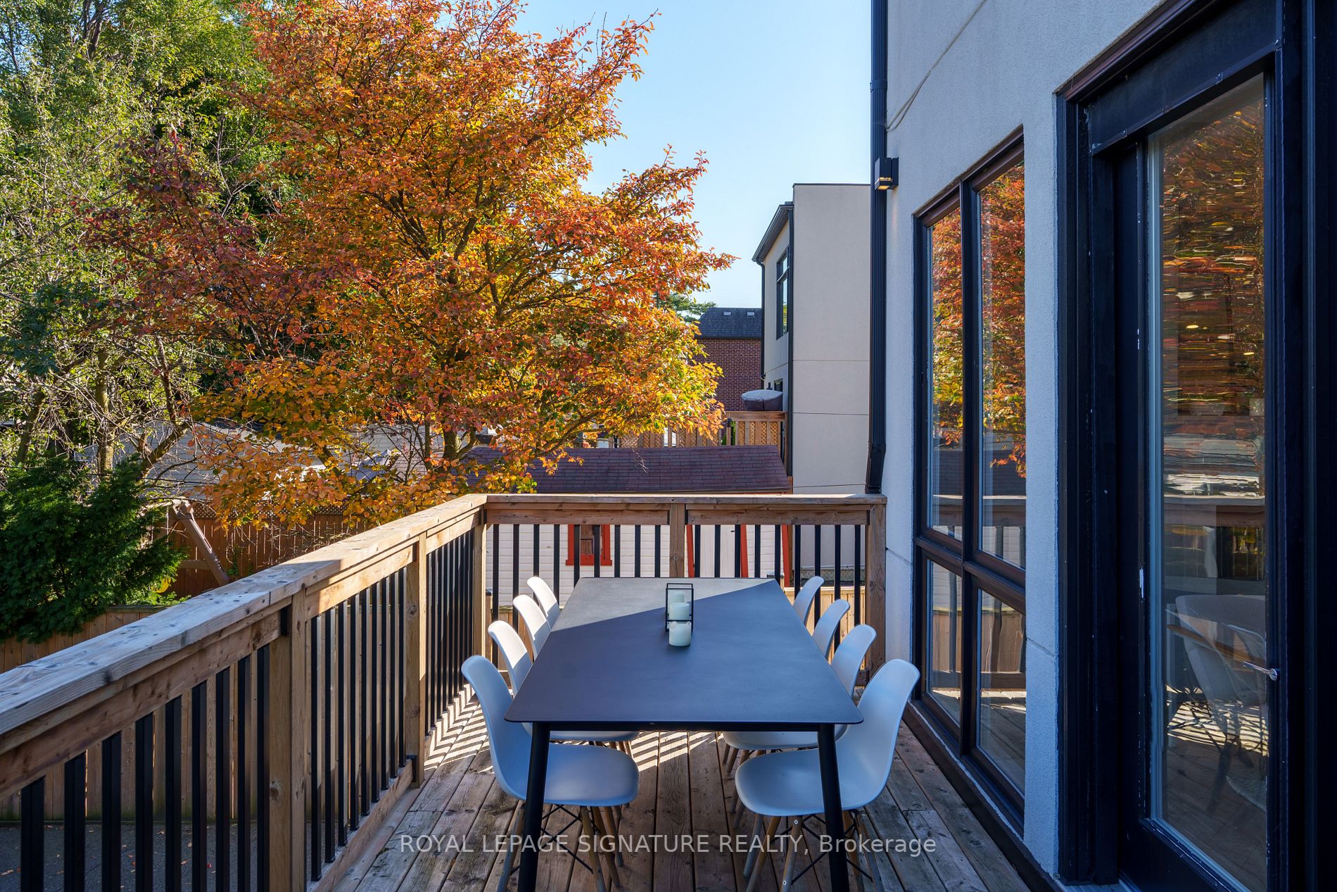 65 Derwyn Rd
