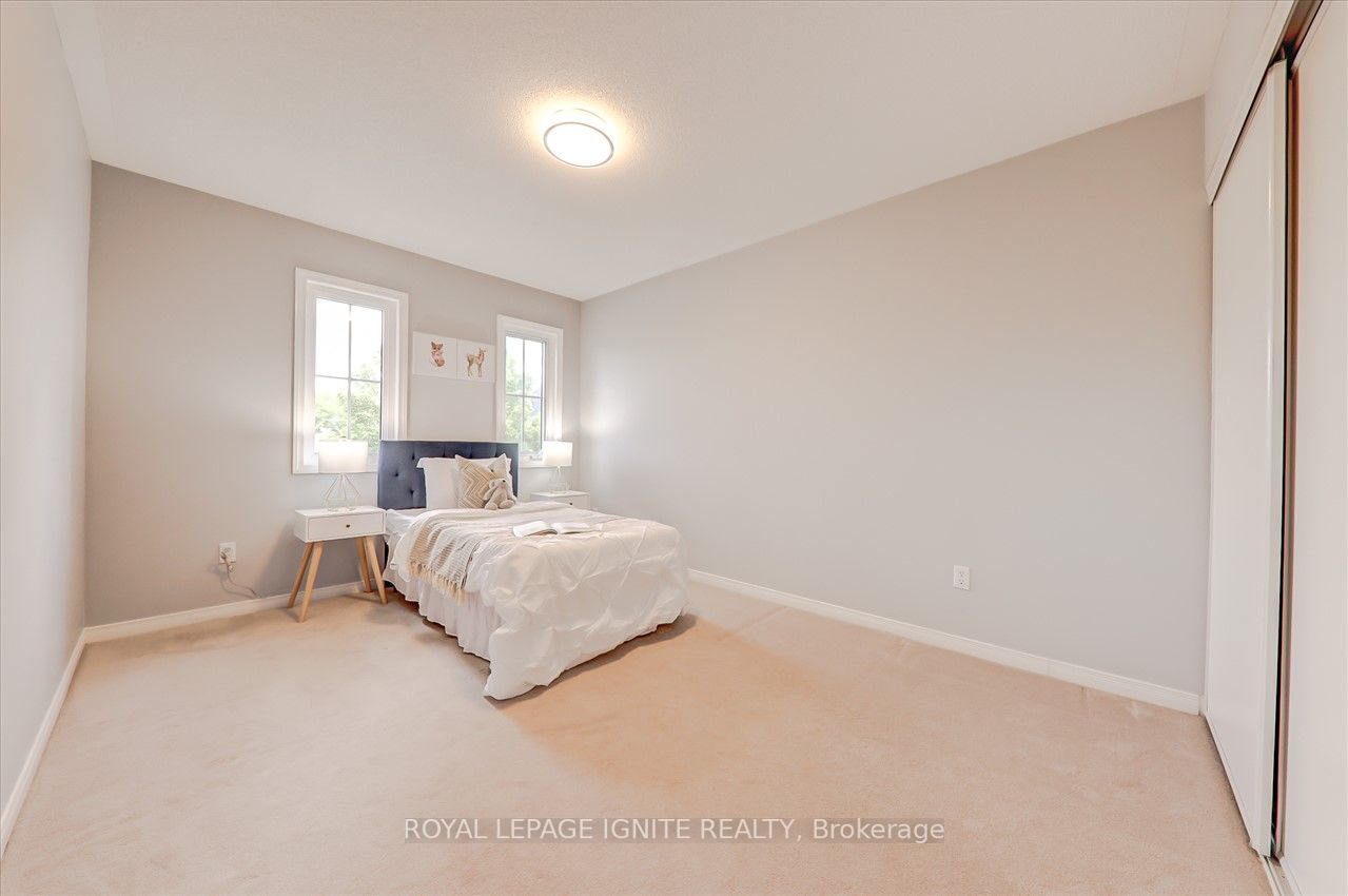 11 Barnfield Cres