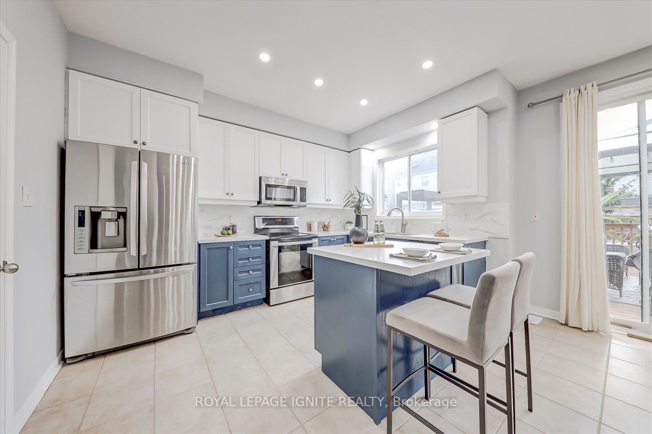 11 Barnfield Cres