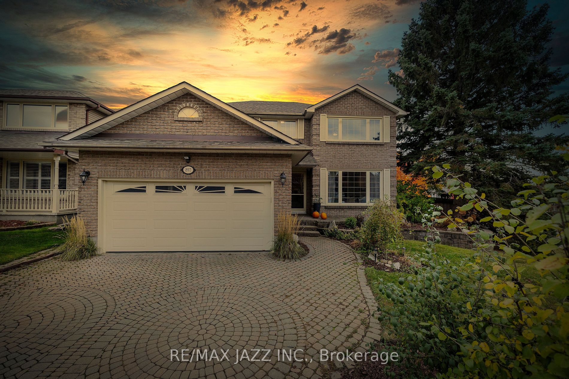 857 Sundance Circ