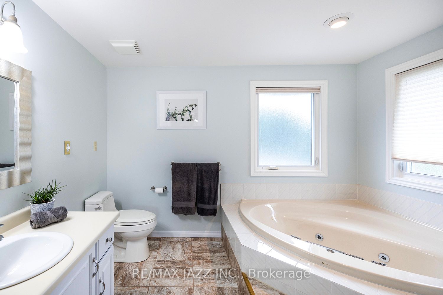 857 Sundance Circ