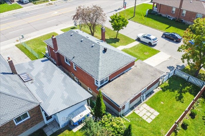 1366 Warden Avenue