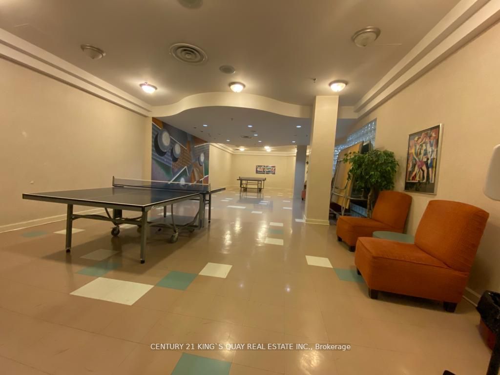 68 Corporate Dr, #832