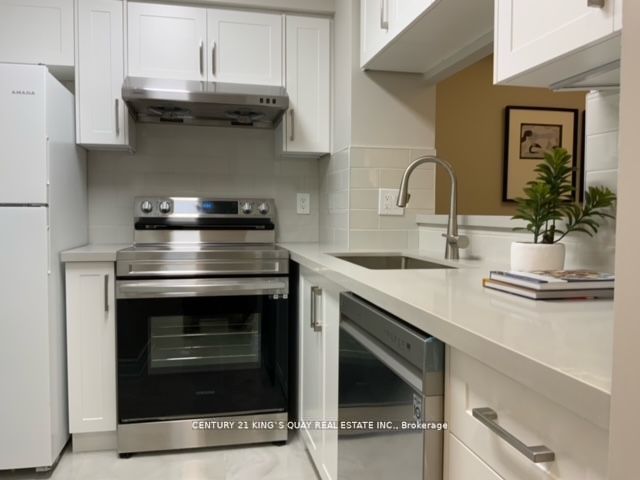 68 Corporate Dr, #832