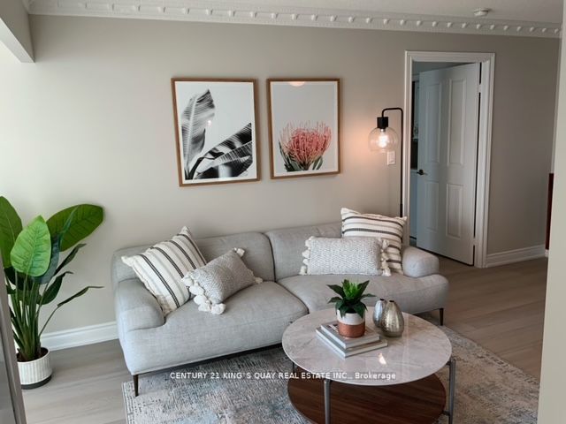 68 Corporate Dr, #832