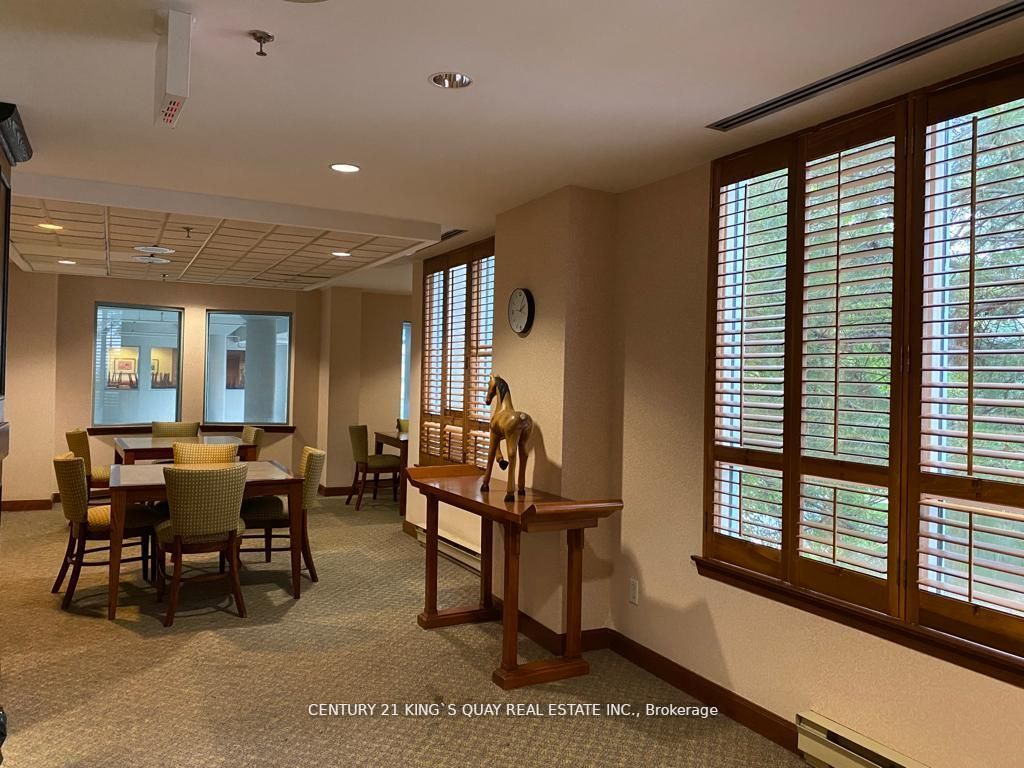 68 Corporate Dr, #832