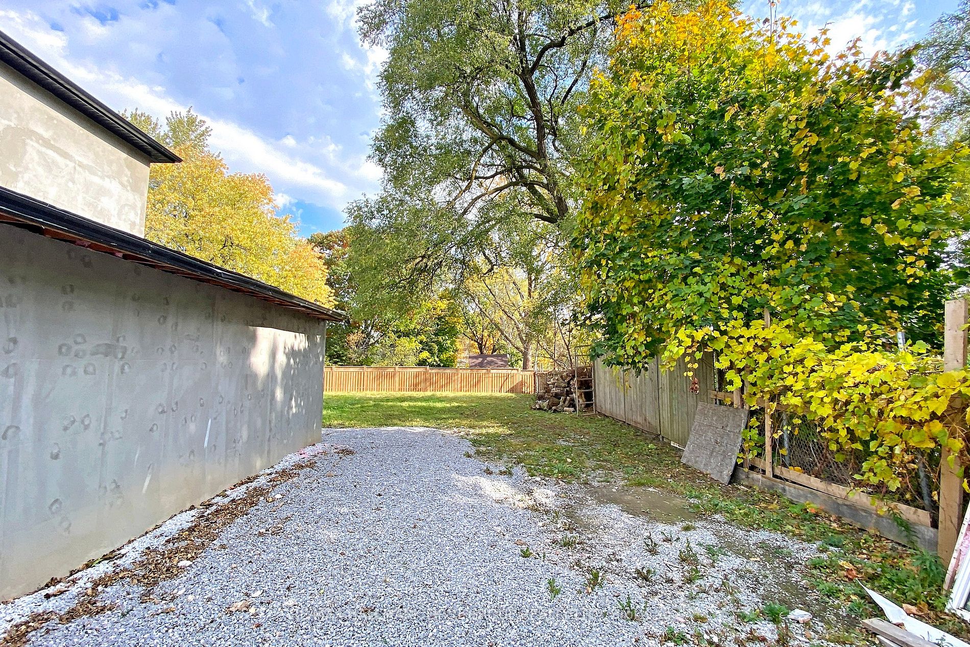 25 Bellamy Road S