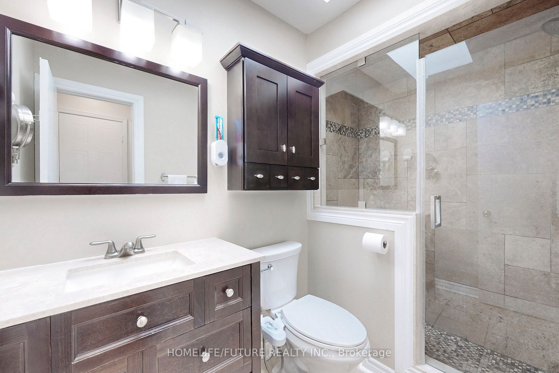 63 Stanford Cres