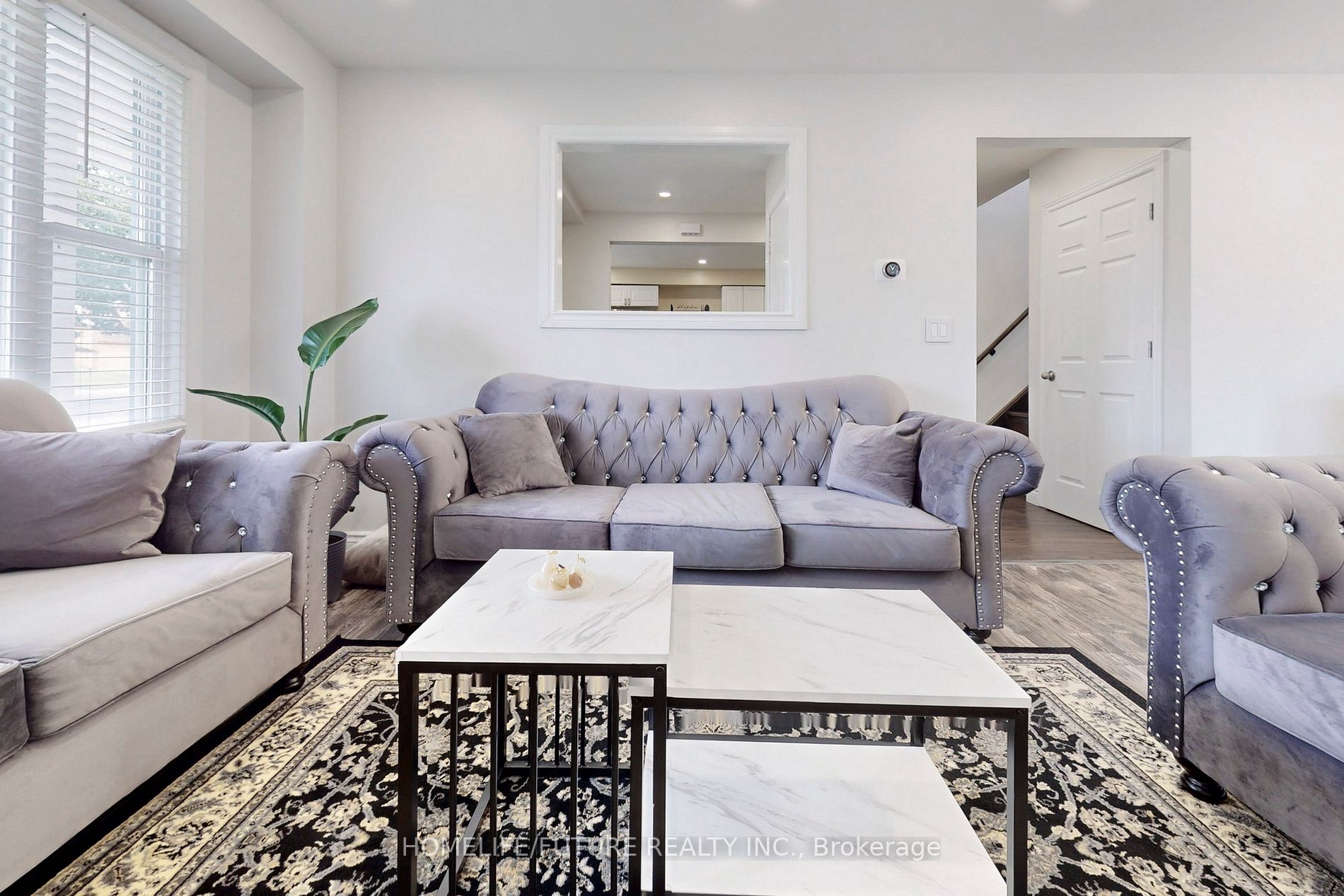 63 Stanford Cres