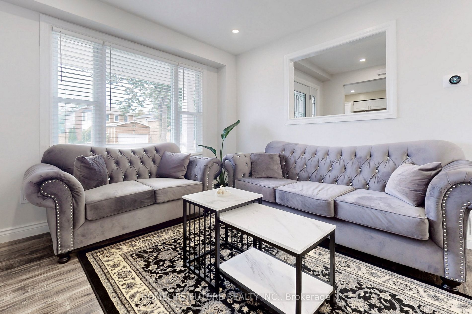 63 Stanford Cres
