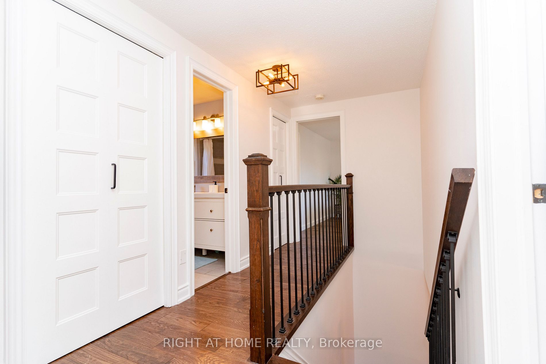 432 Prince Of Wales Dr