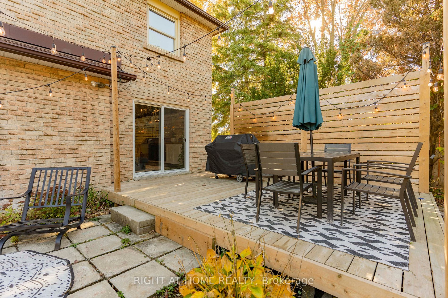 432 Prince Of Wales Dr