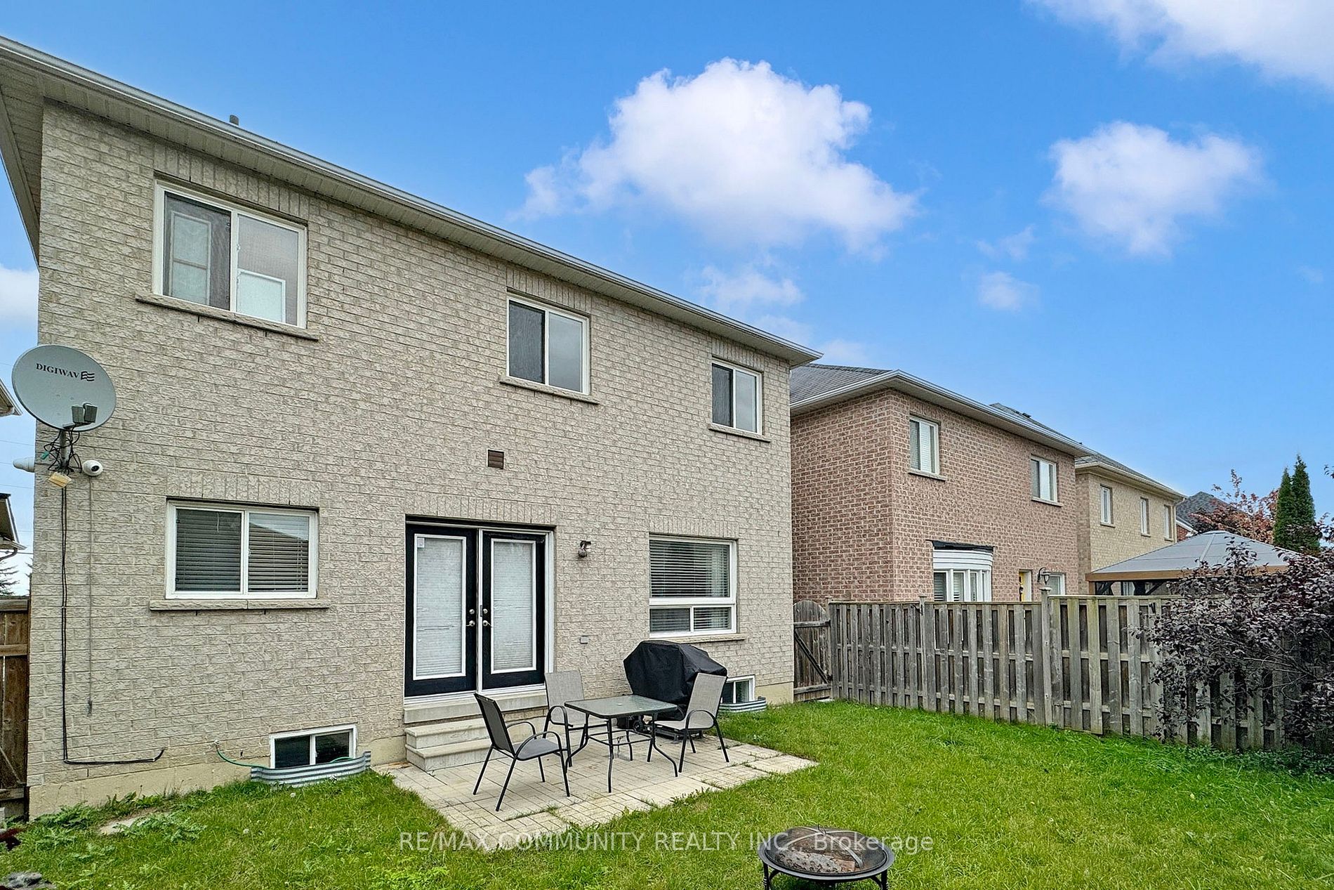 27 Sivyer Crescent