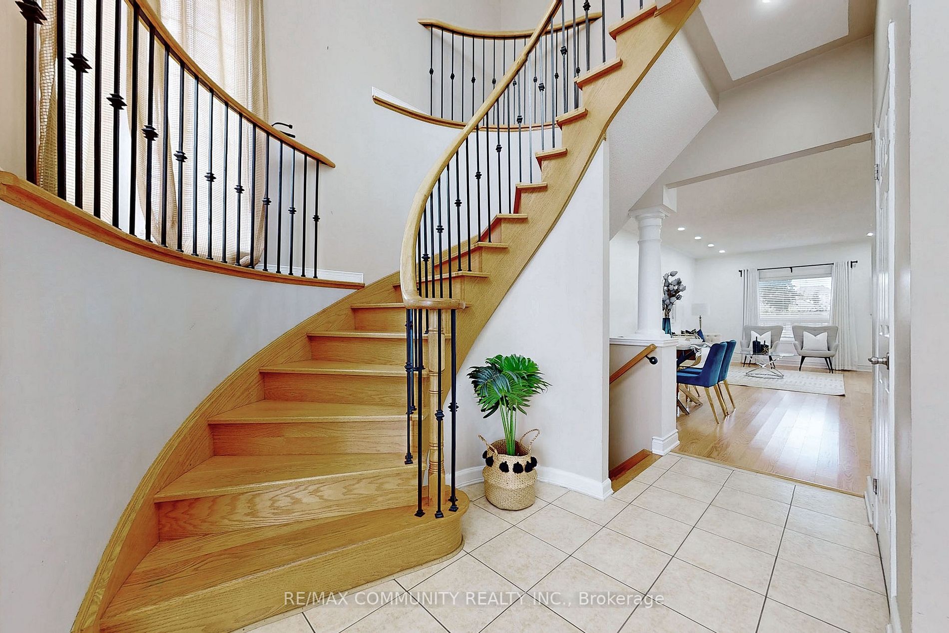 27 Sivyer Crescent
