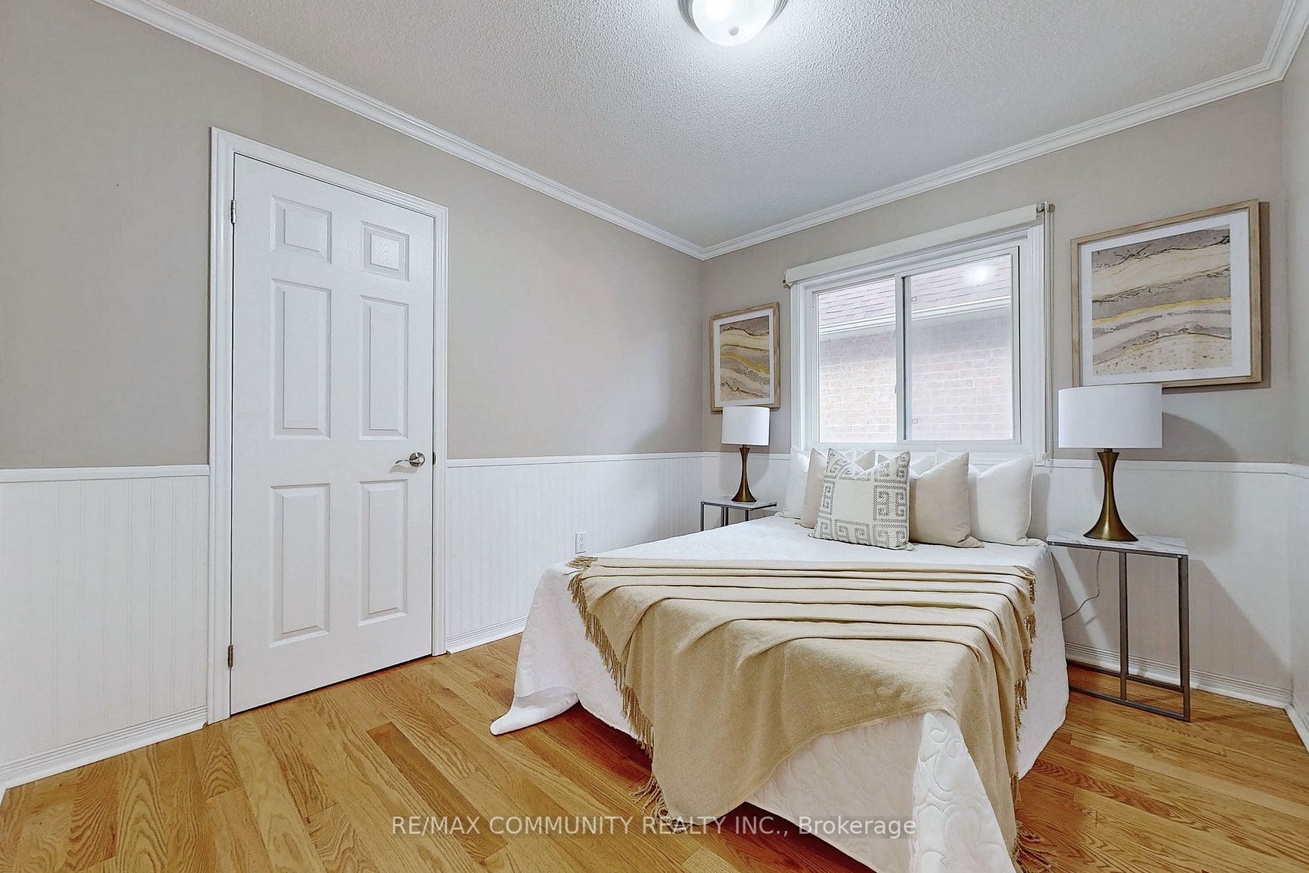 27 Sivyer Crescent