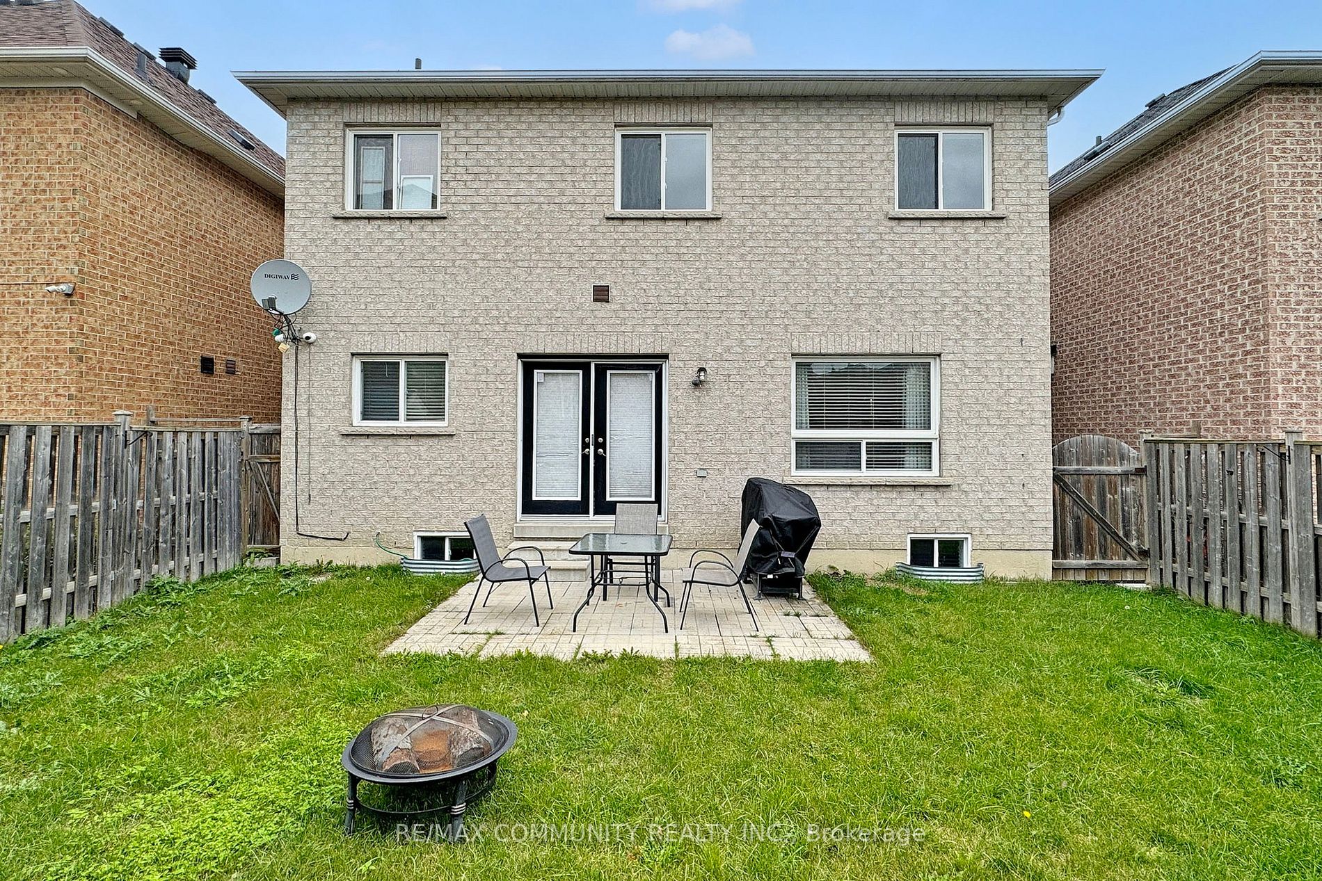 27 Sivyer Crescent