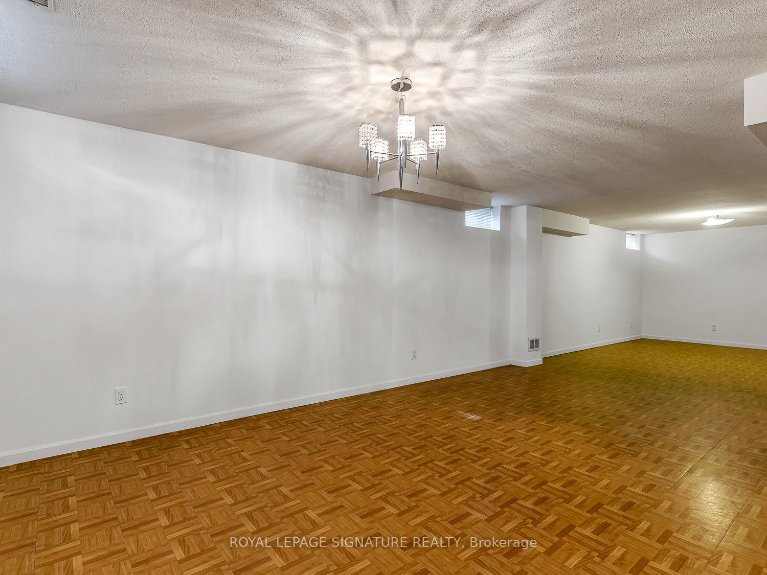 66 Eldridge Pl