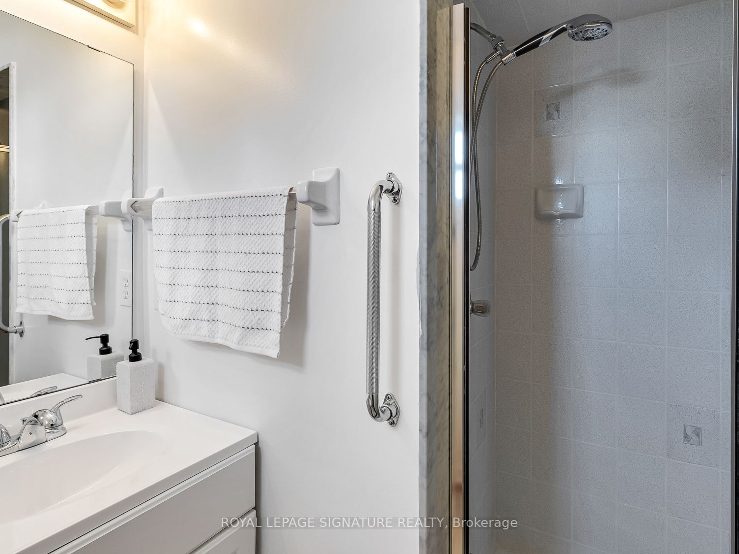 66 Eldridge Pl