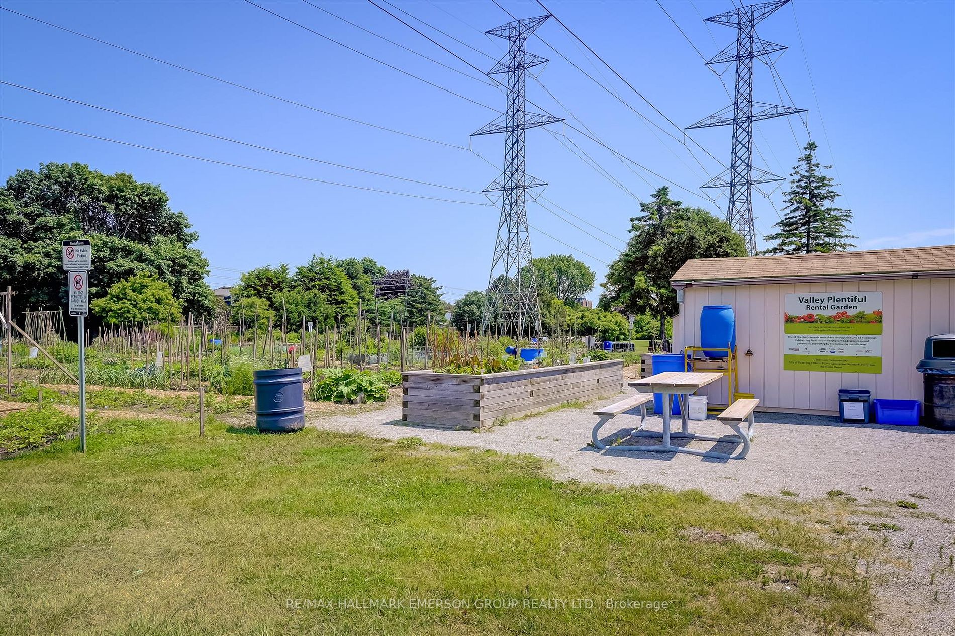 1701 Finch Ave, #77