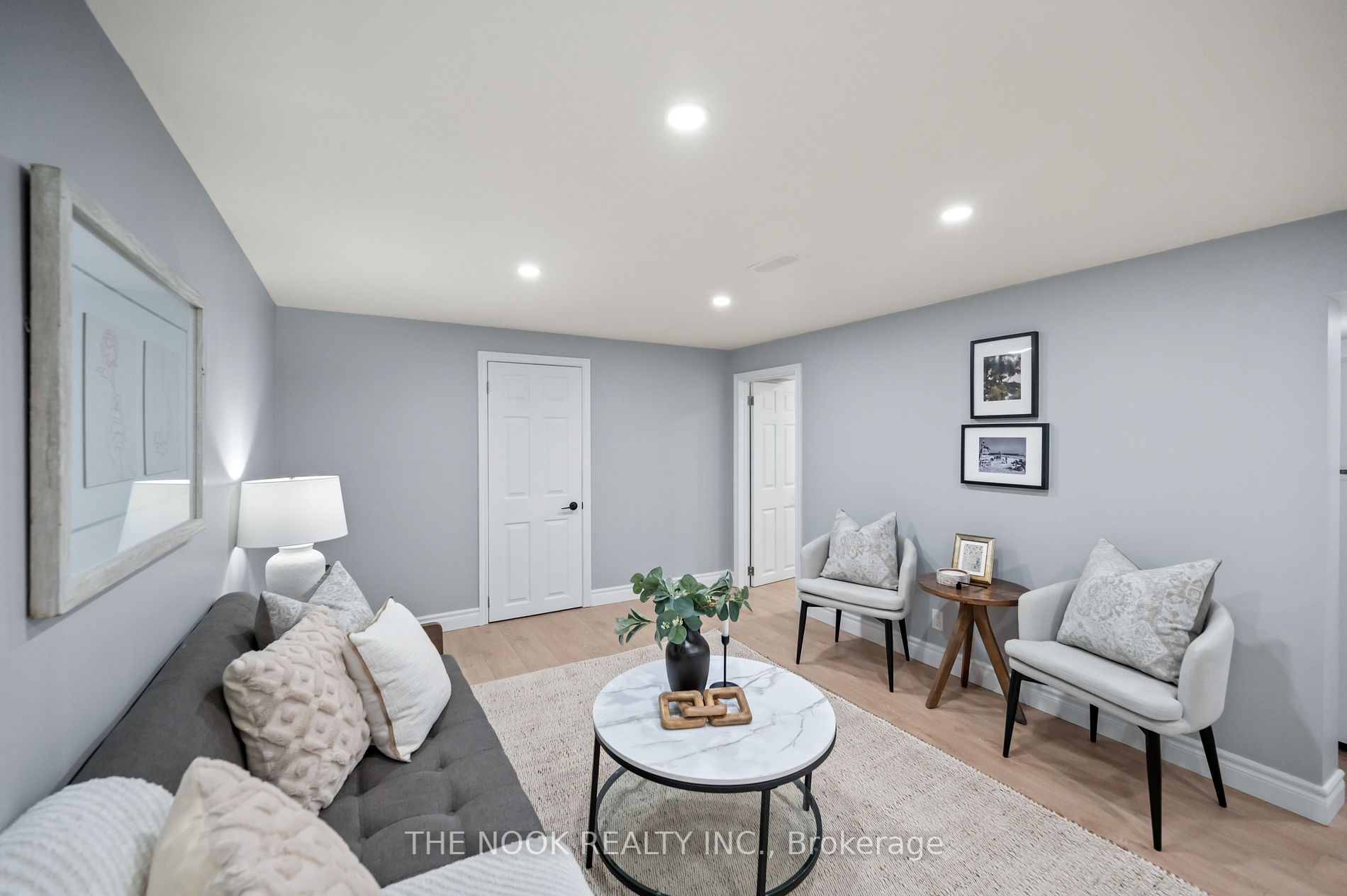 25 Deekshill Dr
