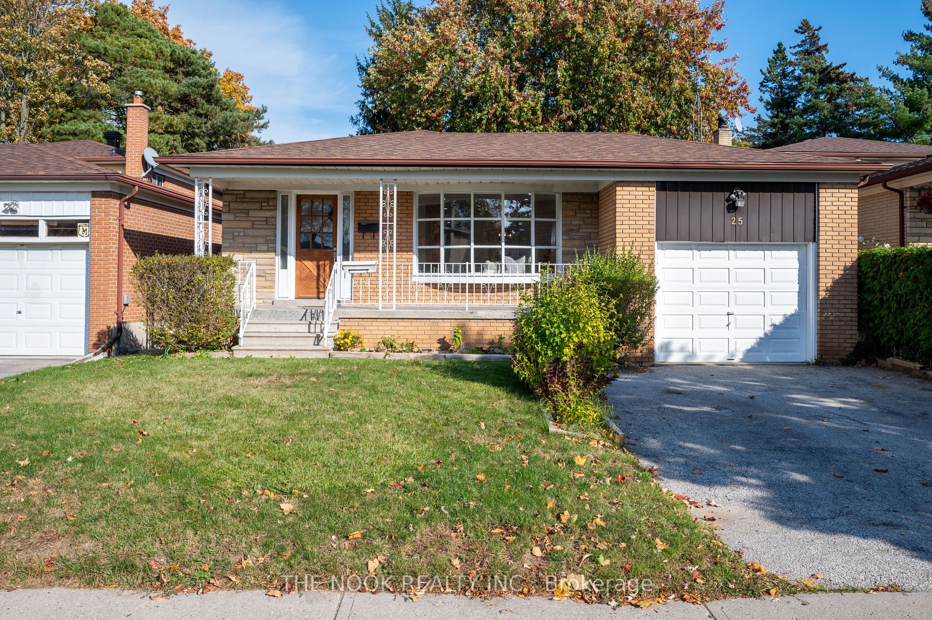 25 Deekshill Dr