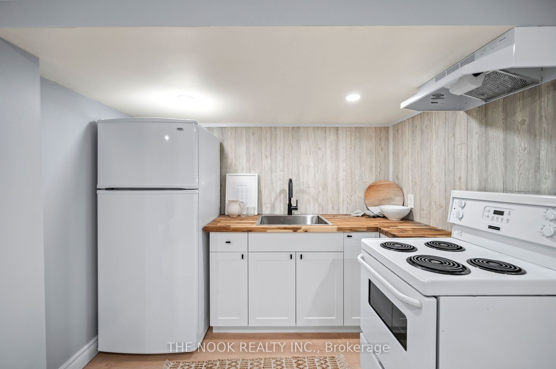 25 Deekshill Dr