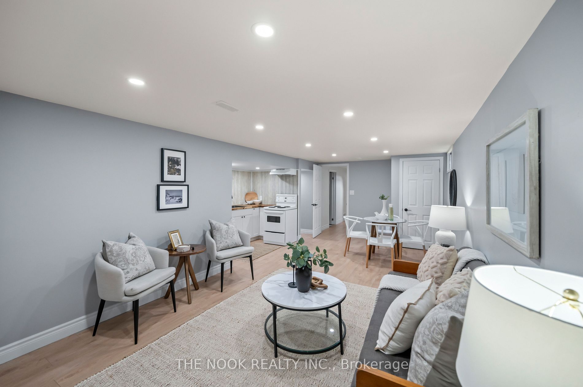 25 Deekshill Dr
