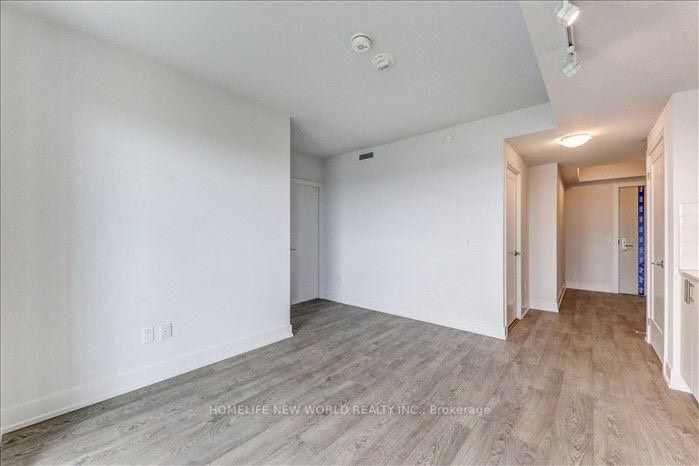 2550 Simcoe St N, #507
