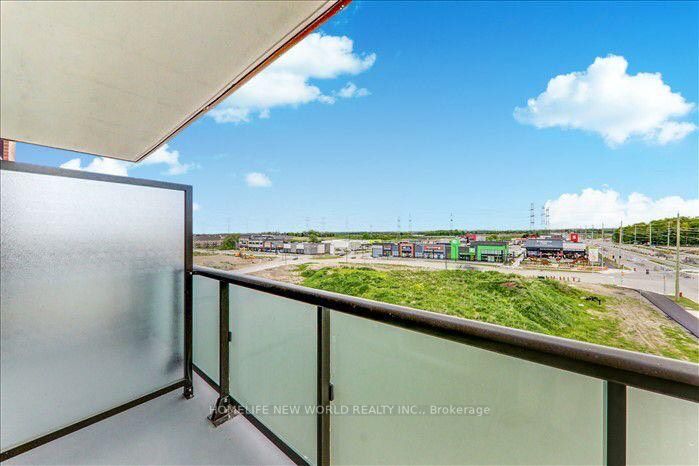 2550 Simcoe St N, #507