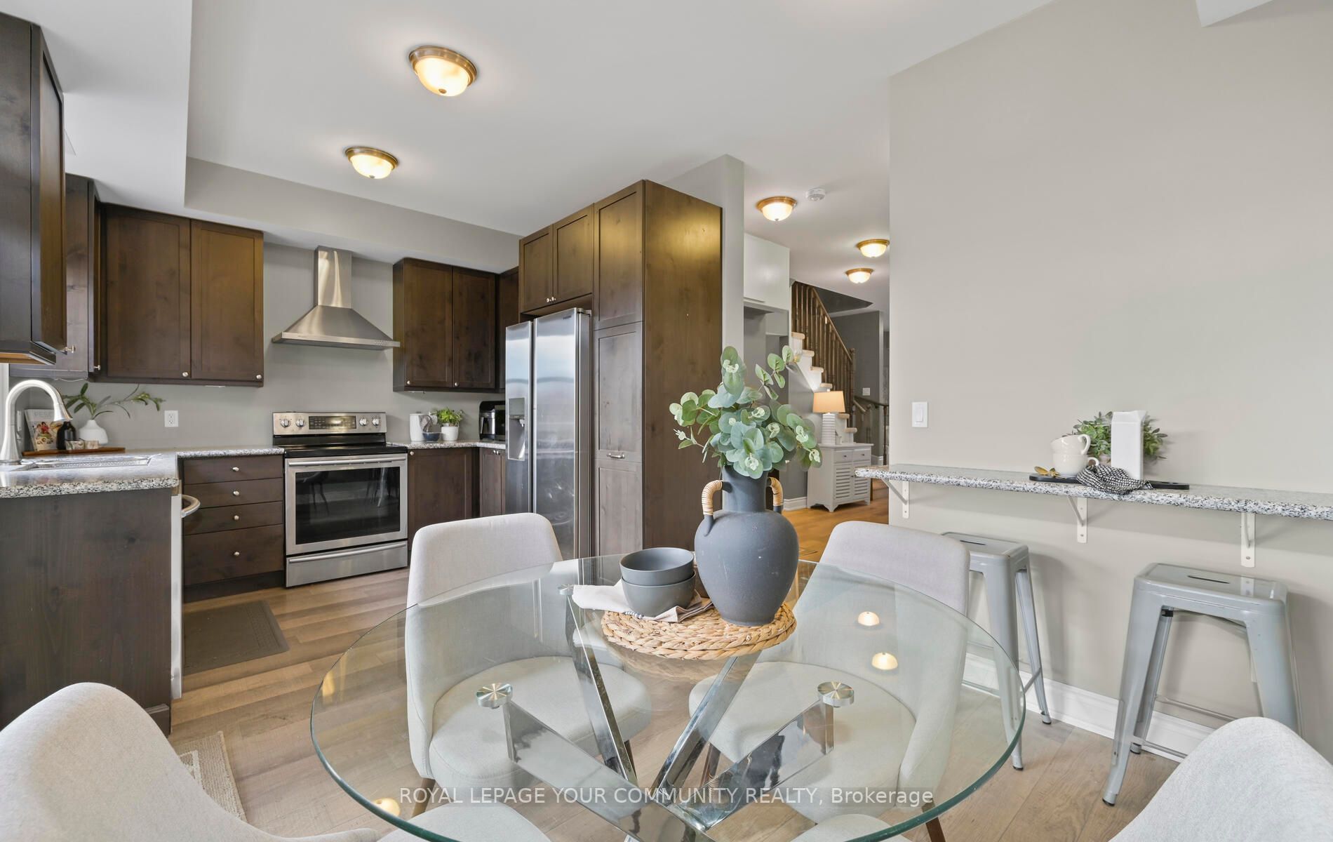 17 Baldwin Street N, #205